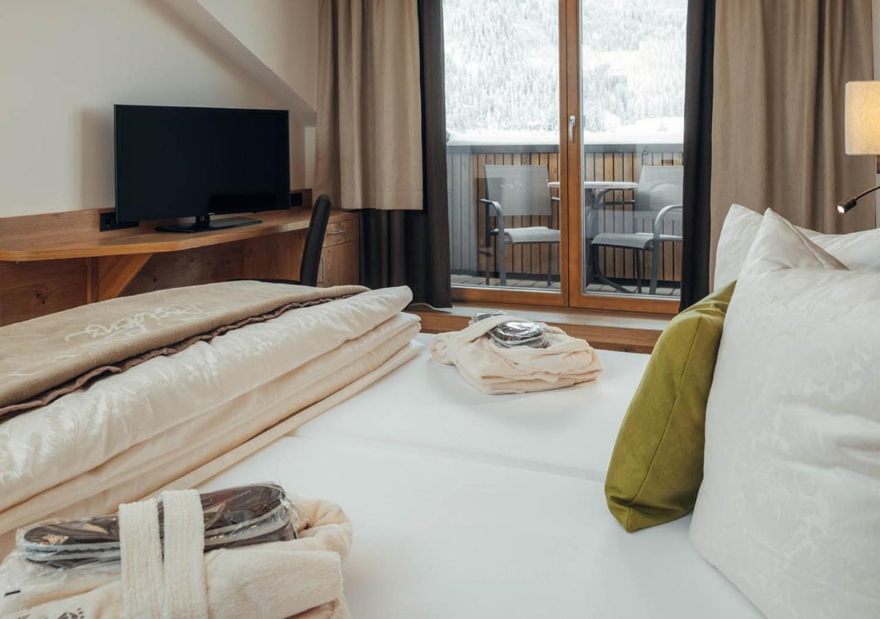 Hotel Garni Alpenjuwel Residenz แซร์เฟาส์ ห้อง รูปภาพ