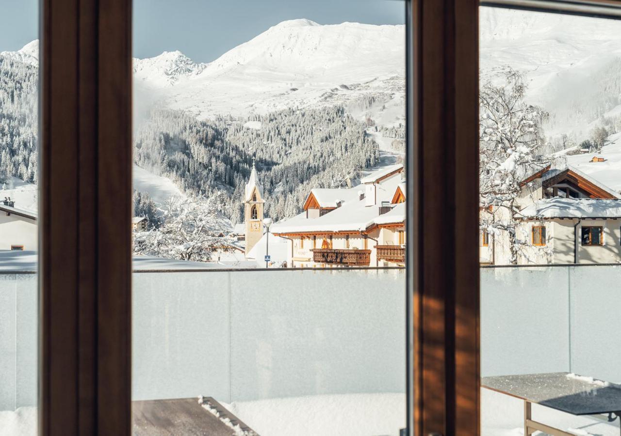 Hotel Garni Alpenjuwel Residenz แซร์เฟาส์ ภายนอก รูปภาพ
